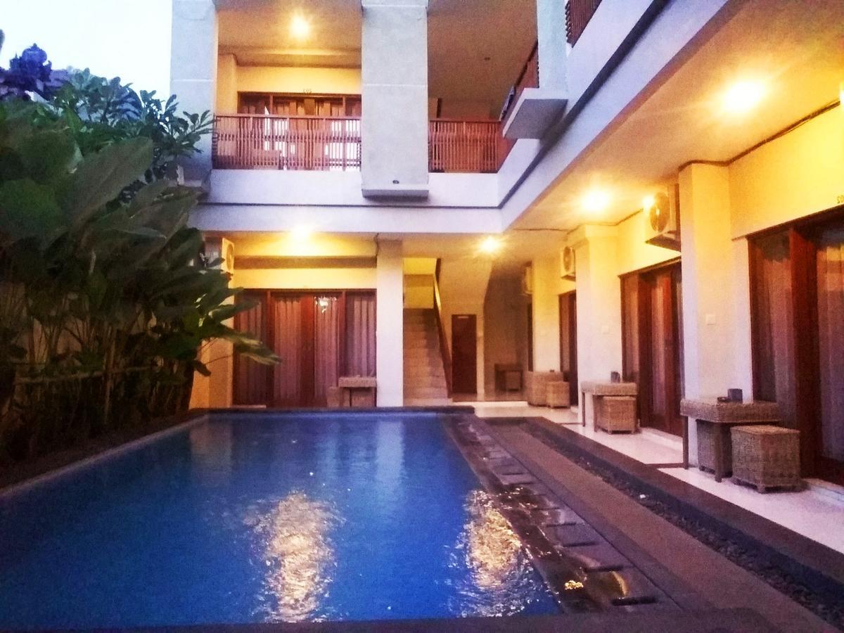 Reddoorz At Kerobokan Seminyak 2 Exterior photo