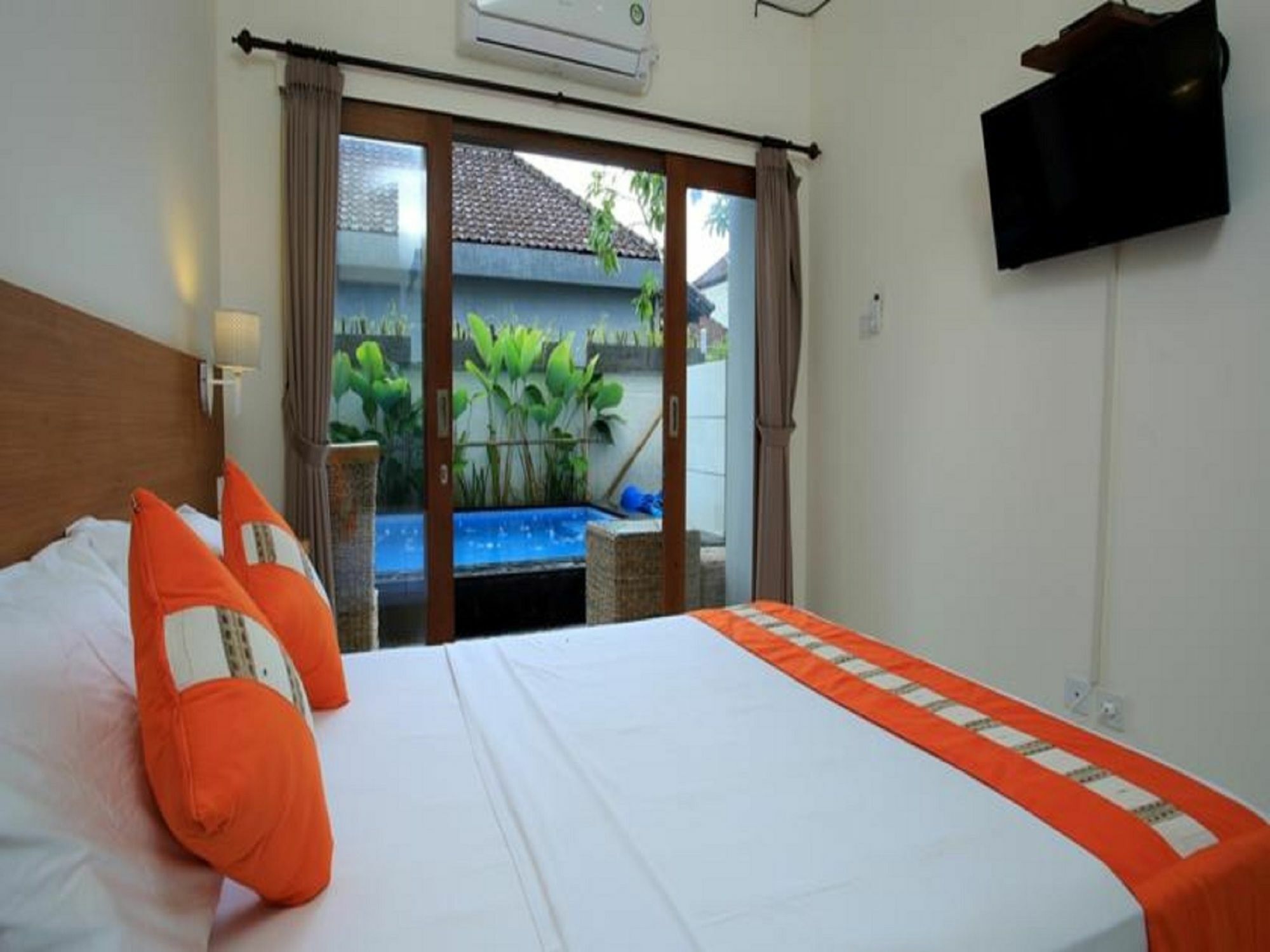 Reddoorz At Kerobokan Seminyak 2 Exterior photo